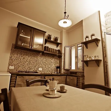 A Casa Di Ludo - & Short Lets Apartmán